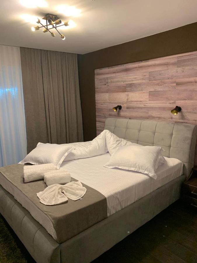 Doftana Apartaments Teşila Esterno foto